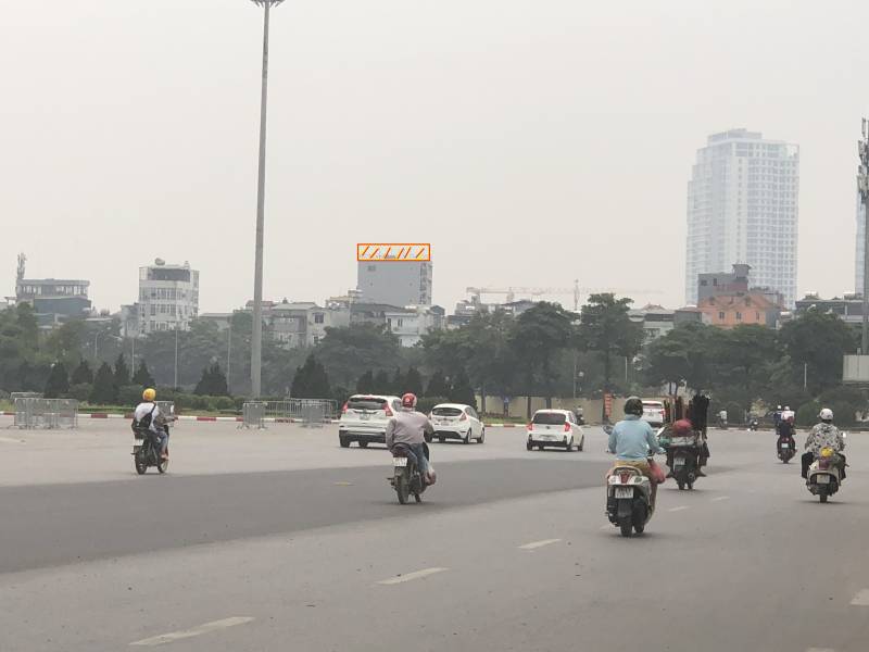 View từ Quảng trường và SVĐ Mỹ Đình