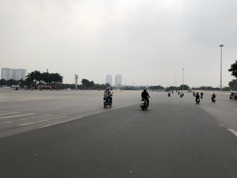 View từ Quảng trường và SVĐ Mỹ Đình