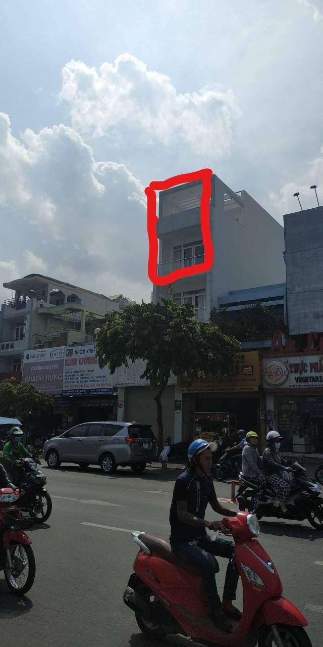 Cho thuê đặt bảng quảng cáo nhà mặt tiền đường Phan Văn Trị Q.GV đối diện Coop-mark